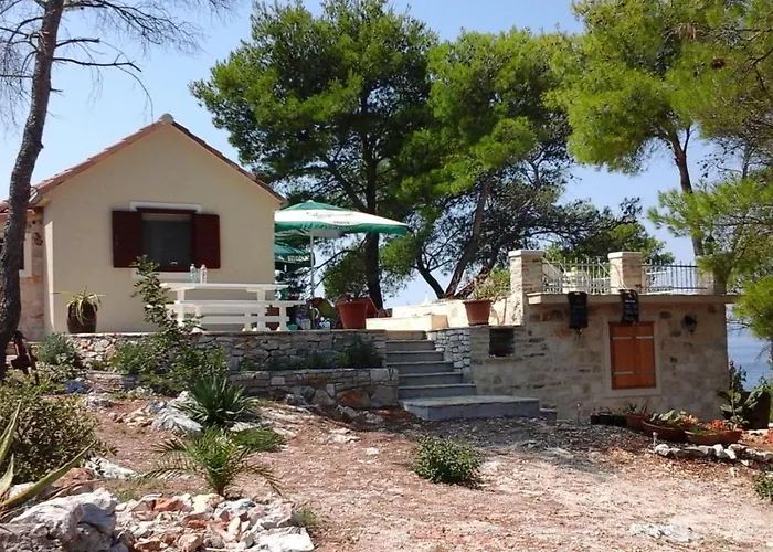 House Vesna Kupinova